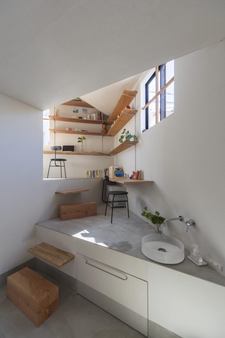 Archisearch House in Takatsuki, Osaka, Japan | Tato Architects