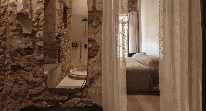 Archisearch - Hospitality Atmospheres: Το ξενοδοχείο Aisha στα Χανιά από τους Ι.Βασιλοδημητράκη και Ζ.Αποστολάκη συνθέτει το χθές με το σήμερα.