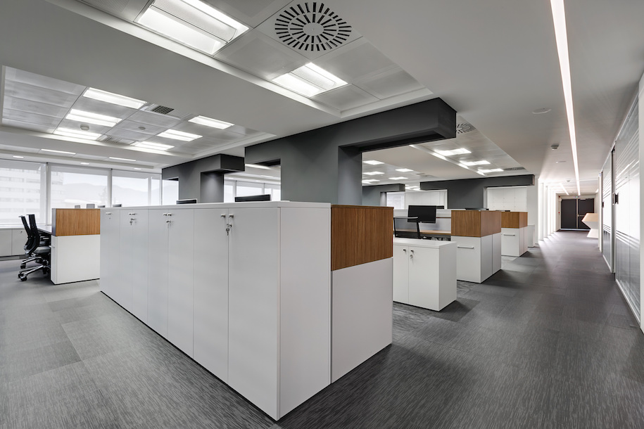 Archisearch Asset Office Interiors equip the new offices of Astellas Pharmaceutical in Maroussi