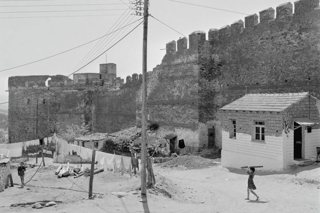 Archisearch - STUDENT WORKS // Heritage without community: The Kastroplikta as places of memory and contemporary habitation | a research project by Panagiota Maneta