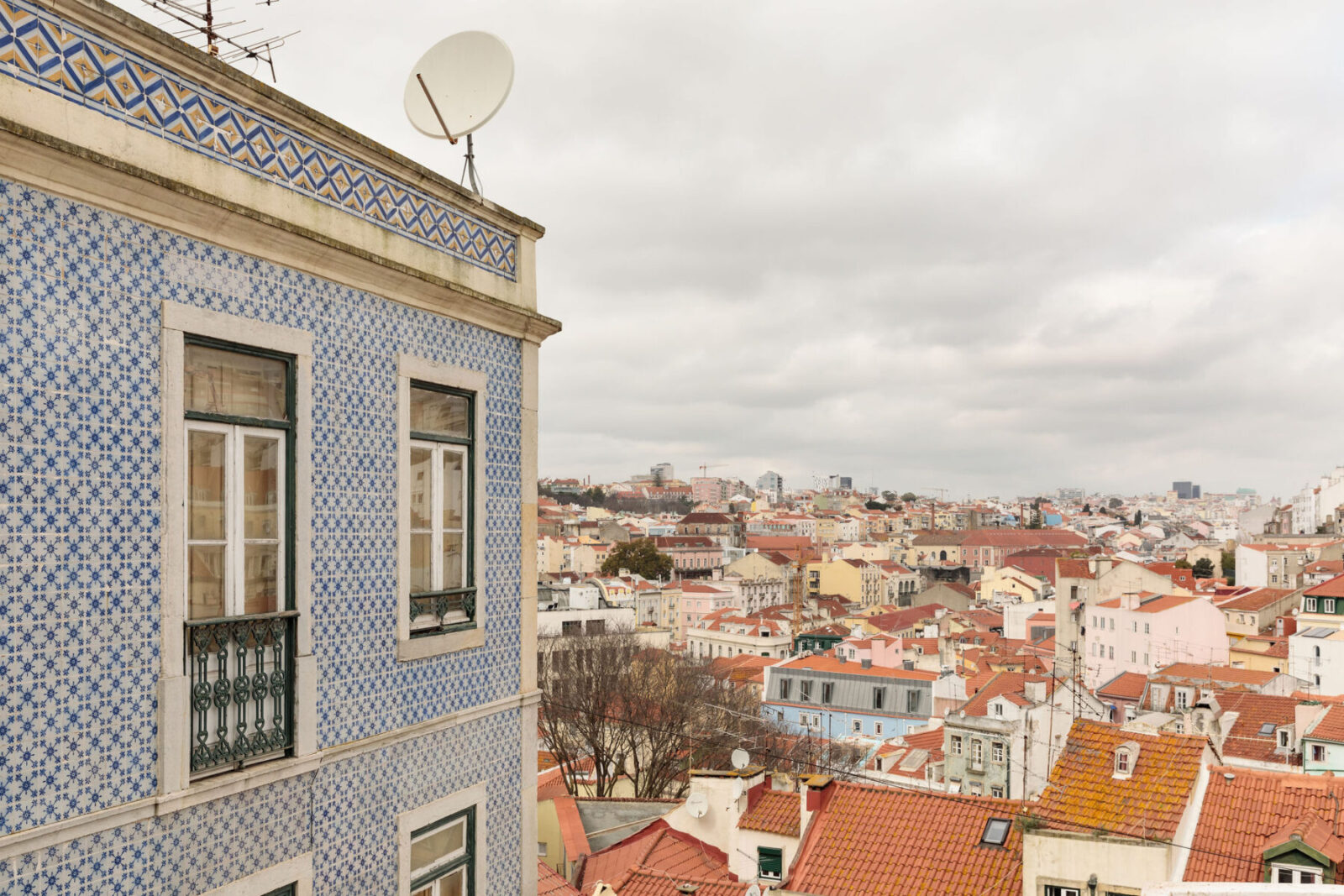 Archisearch Apartment ME in Lisbon, Portugal | rar.studio