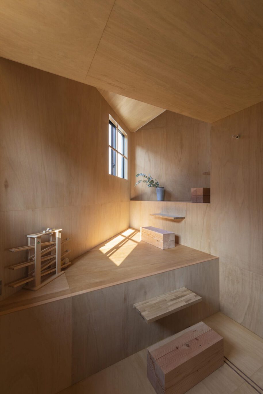 Archisearch House in Takatsuki, Osaka, Japan | Tato Architects