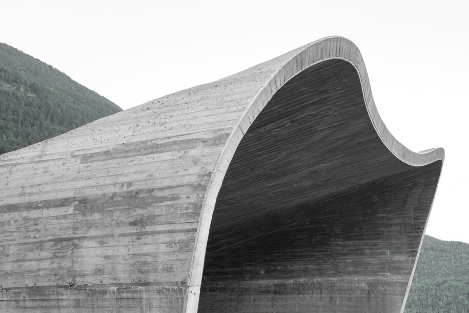 Archisearch Mobility meets architecture: a sculptural portal emerges as the new addition to MoDusArchitects’ ring road project in South Tyrol