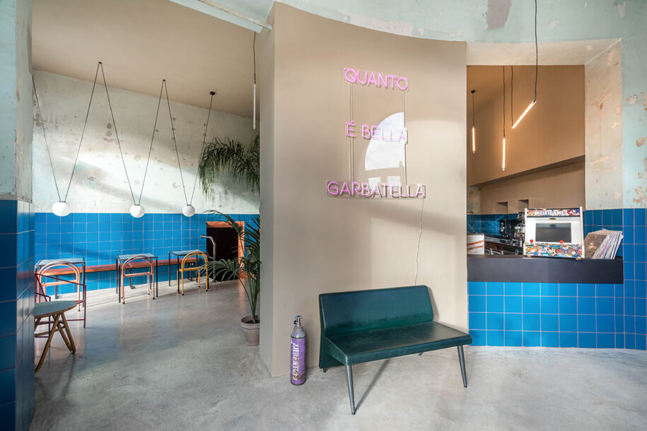 Archisearch STUDIOTAMAT completes the new restaurant TRE DE TUTTO in Rome: how beautiful Garbatella is!