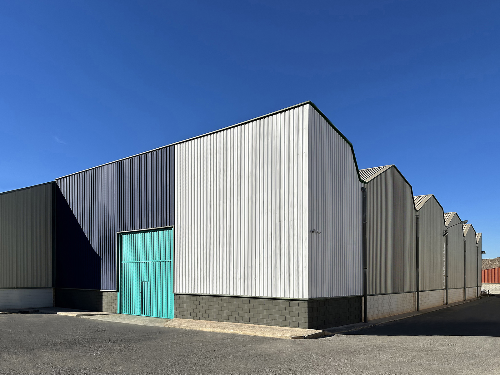 Archisearch Technological Centre in Alicante | by ESCULPIR EL AIRE 
