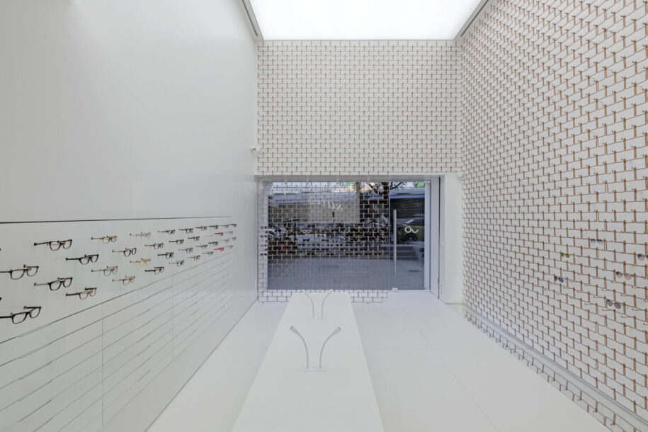 Archisearch Centro Ottici optical store in Nea Smyrni, Greece | MOLD architects