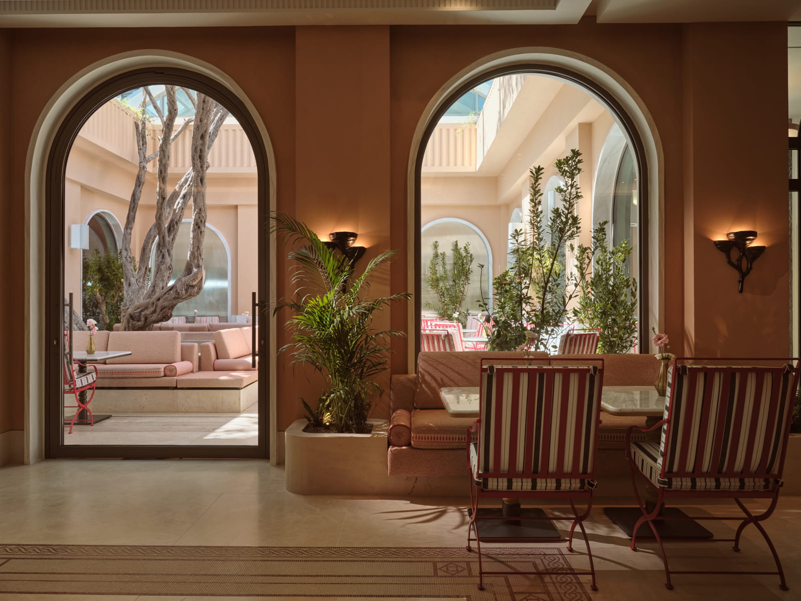 Archisearch Conrad Athens The Ilisian: η αθηναϊκή νεωτερικότητα επιστρέφει ως εμπειρία φιλοξενίας
