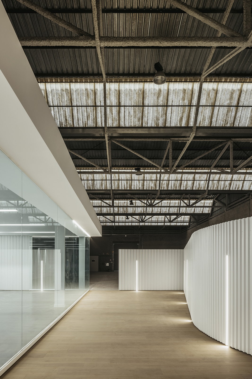 Archisearch Technological Centre in Alicante | by ESCULPIR EL AIRE 