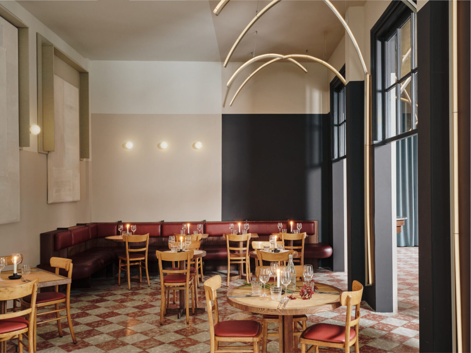 De Witt in Dordrecht, The Netherlands by Studio Modijefsky Archisearch