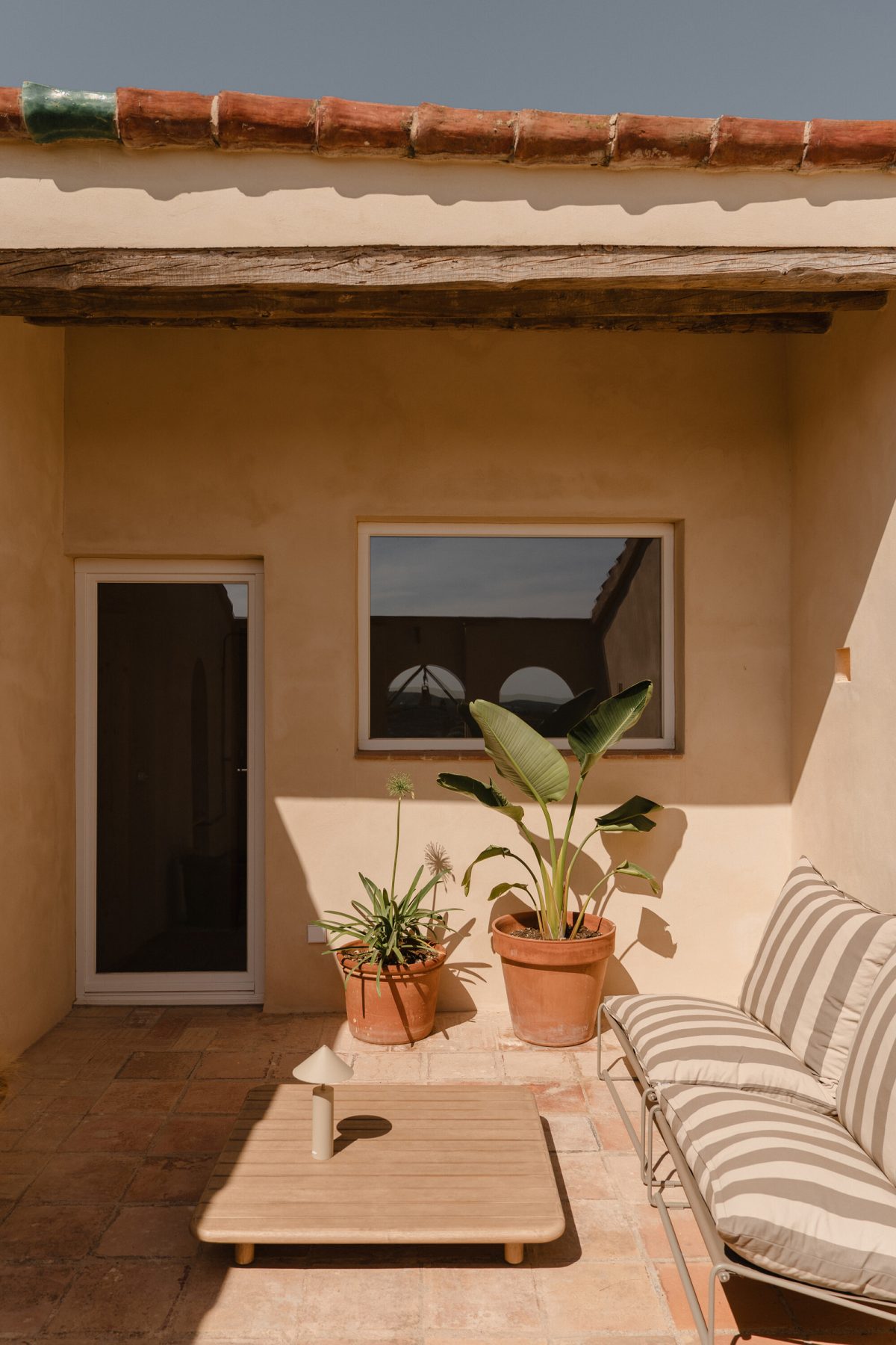 Archisearch A Whimsical Reuse: Inhabiting a Former Carpentry Workshop by Clara Crous Arquitectura