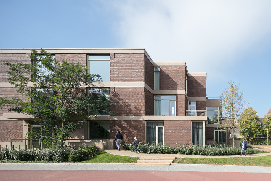 Archisearch Apartment building in Parkvilla Brederode, Netherlands | by XVW architecture