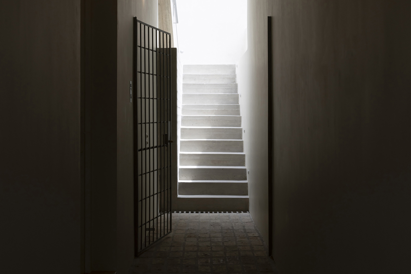 Archisearch Το γραφείο Theo Poulakos Studio κέρδισε Χρυσό Βραβείο Αρχιτεκτονικής για το έργο “Two Homes Under One Roof” στα GRAIL Awards 2026