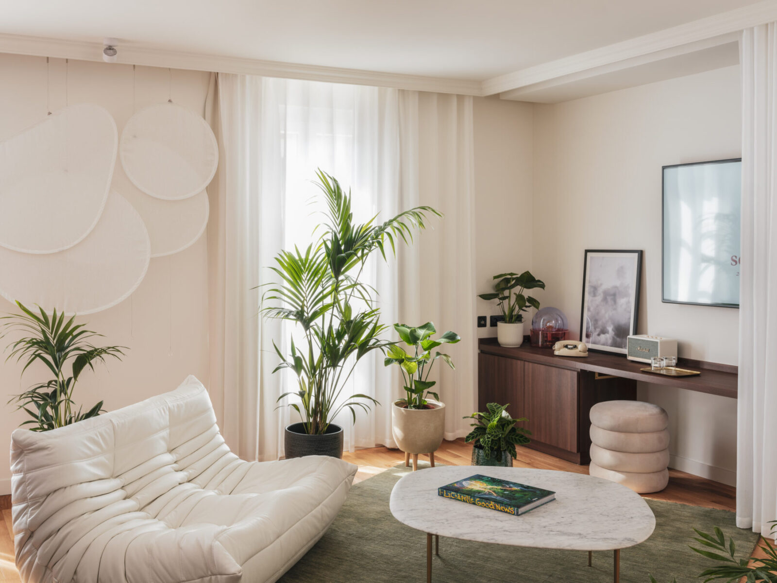 Archisearch SEVEN HOTEL in Paris | by NNDO x EKKY STUDIO ARCHITECTS