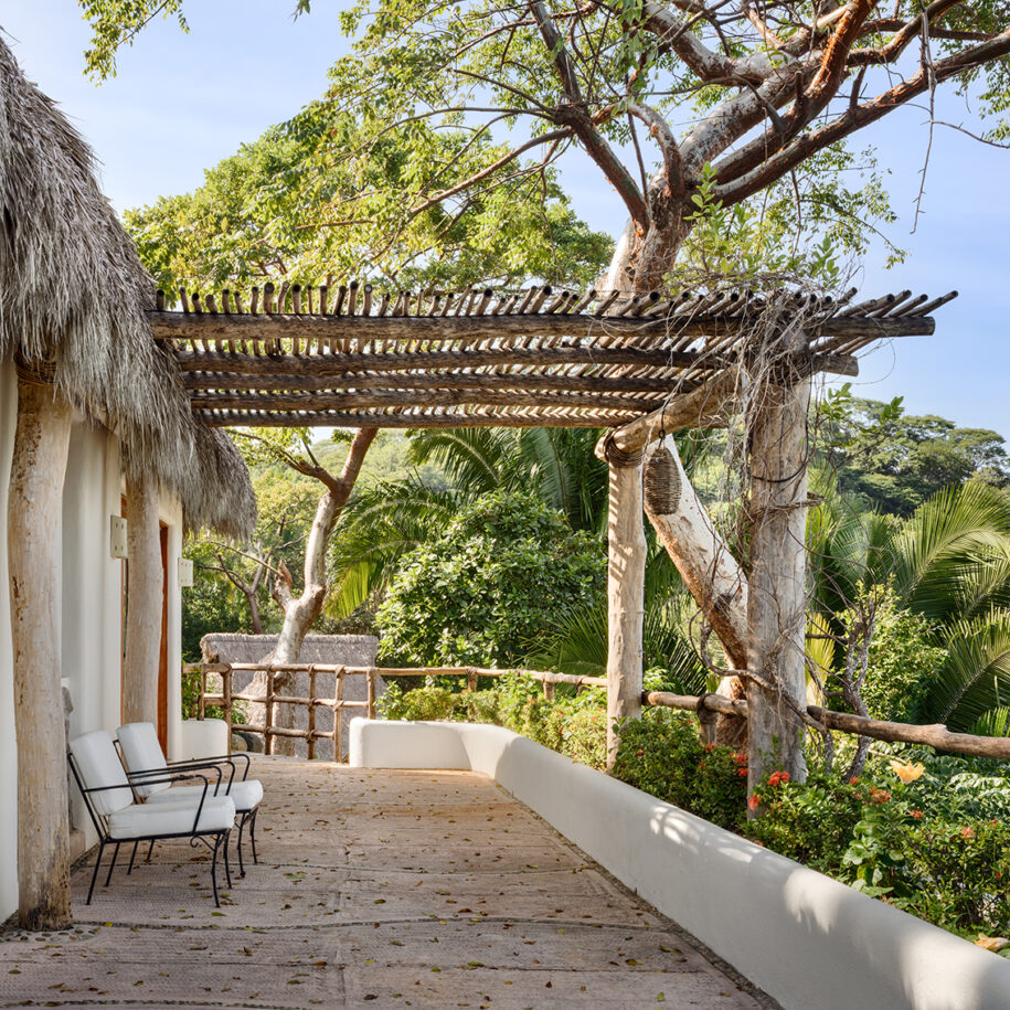 Archisearch Villa Pelícanos: MAIN OFFICE redesigns traditional Mexican villas to escape the bustle of modern life