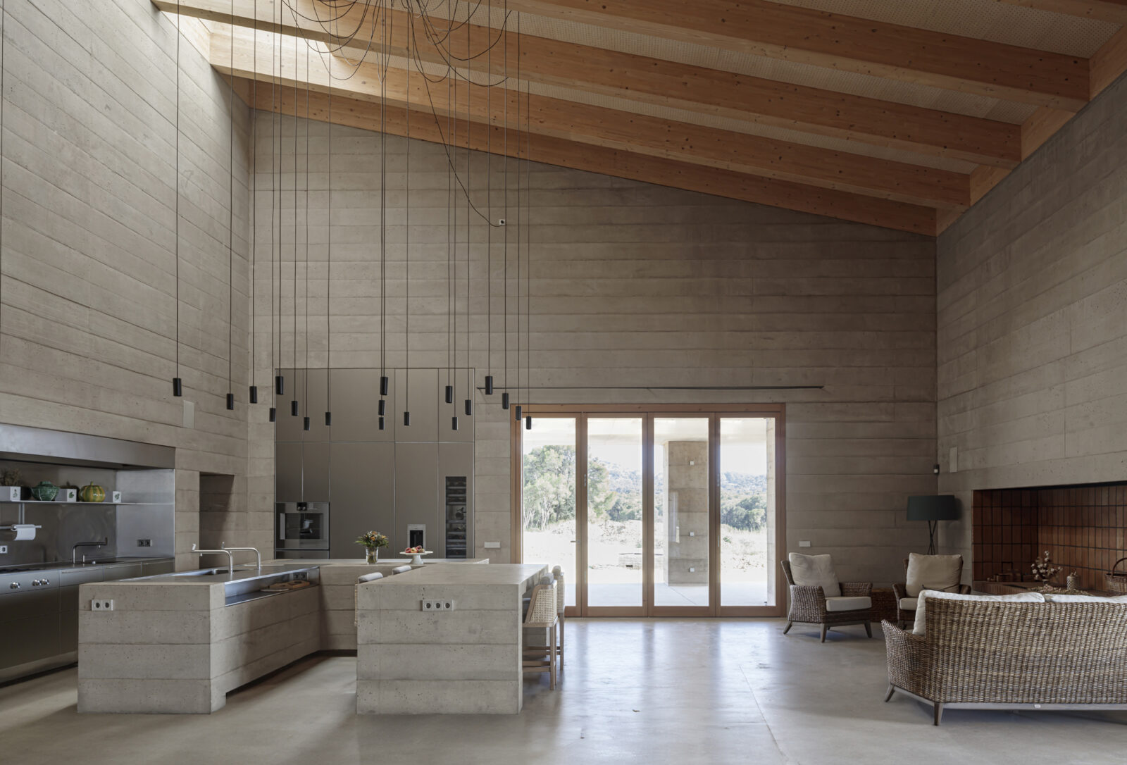 Archisearch House 1627 in Girona | by H ARQUITECTES 