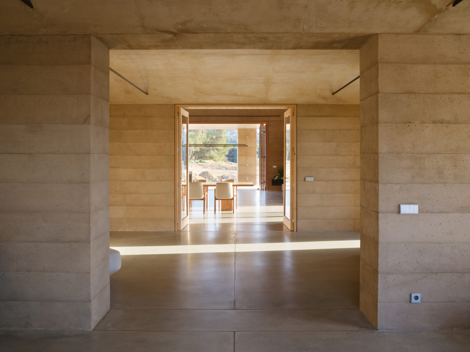 Archisearch House 1627 in Girona | by H ARQUITECTES 