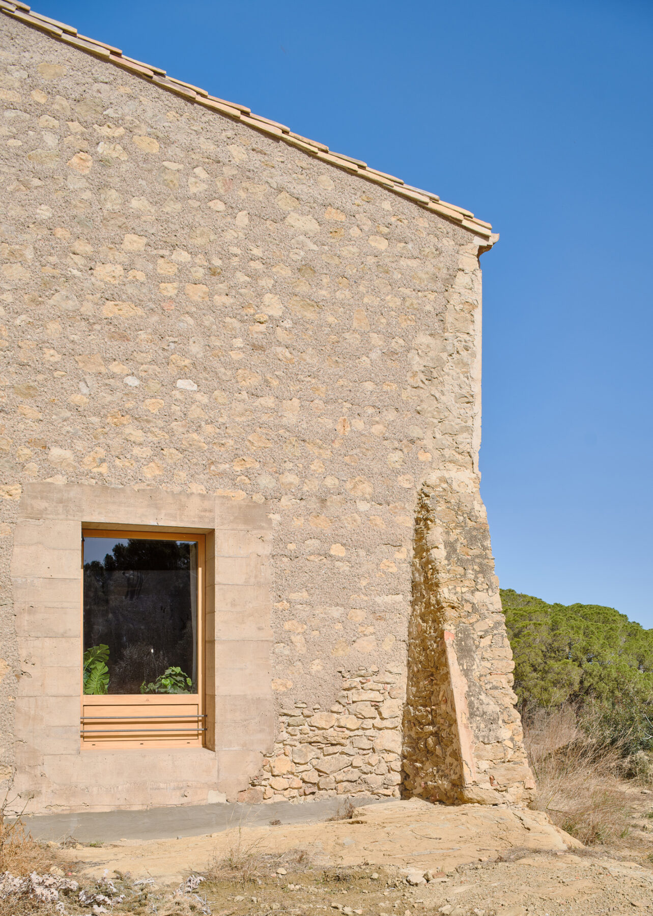 Archisearch House 1627 in Girona | by H ARQUITECTES 