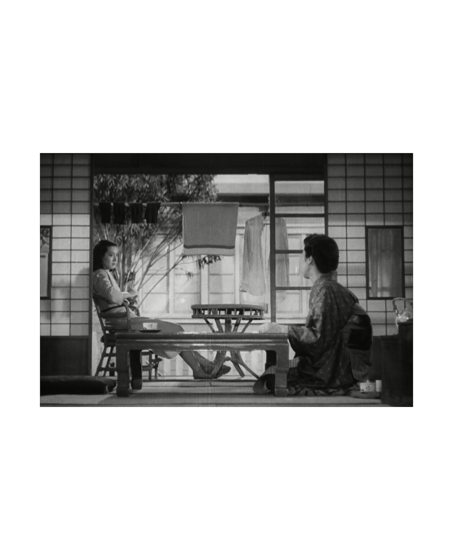 Archisearch «Ο Μοντέρνος εξωτισμός του Τόκιο, μέσα από την κινηματογραφική αφήγηση των Ozu, Wenders και Coppola» | Ερευνητική Εργασία από τον Τσιορολή Γιώργο