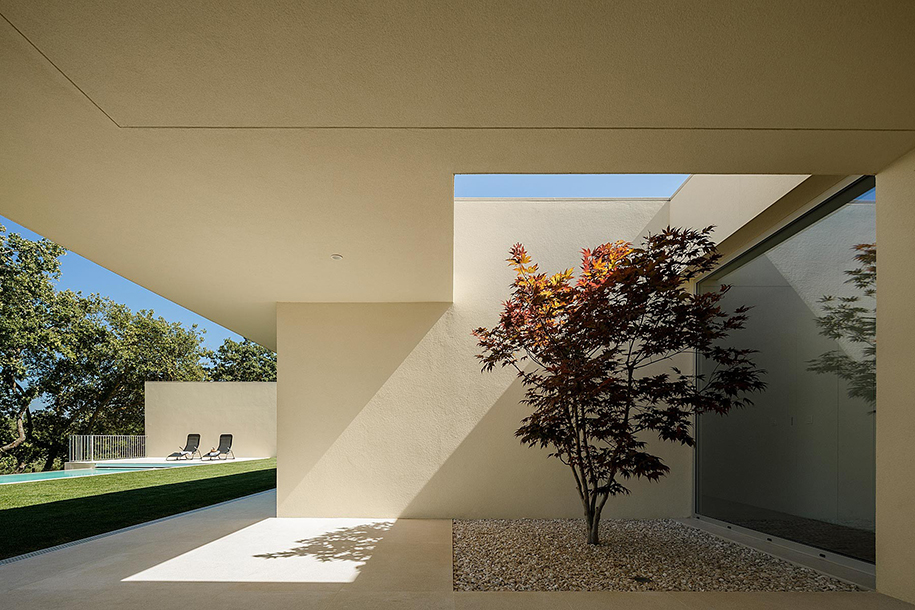 Archisearch House in Santarém: a space of comfort and simplicity | DP arquitectos