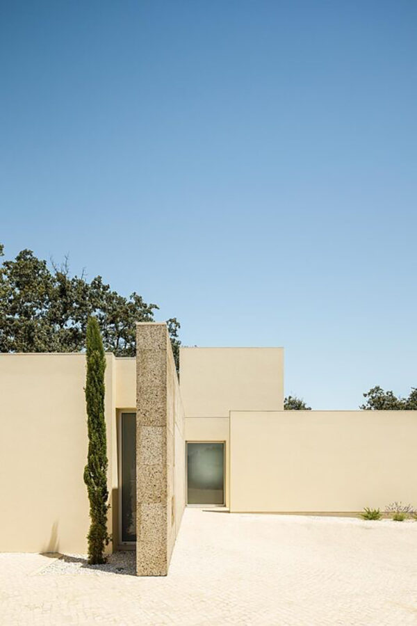 Archisearch House in Santarém: a space of comfort and simplicity | DP arquitectos