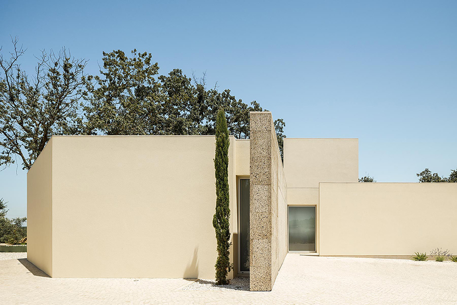 Archisearch House in Santarém: a space of comfort and simplicity | DP arquitectos