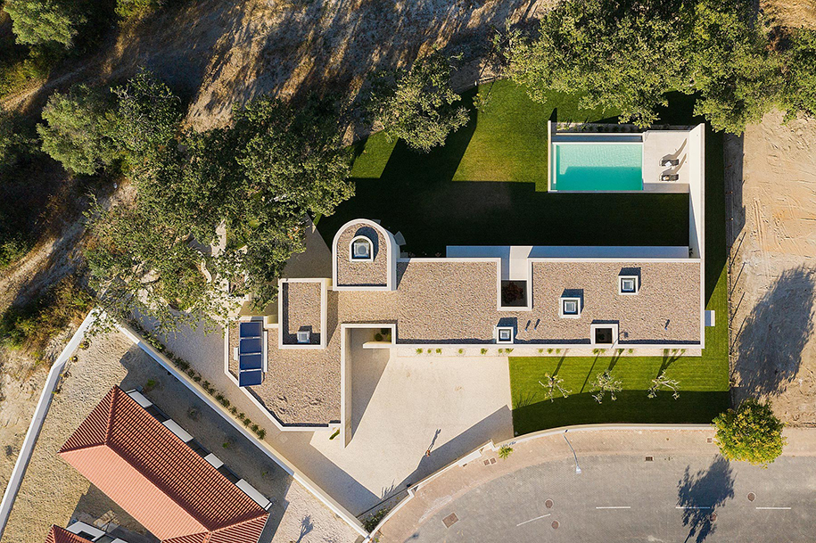 Archisearch House in Santarém: a space of comfort and simplicity | DP arquitectos