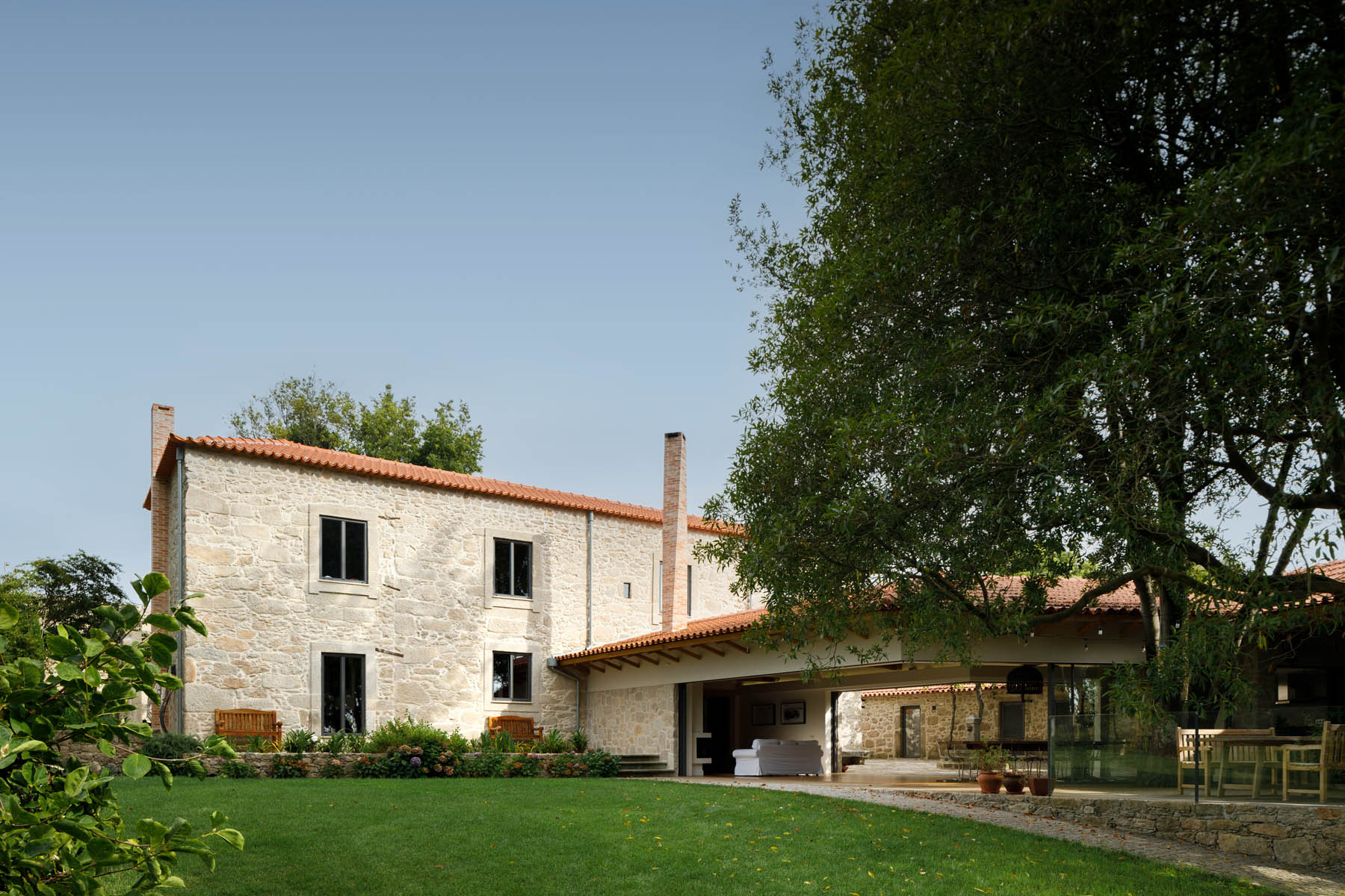 Archisearch Calçada House in Porto, Portugal | Ren Ito Arq.