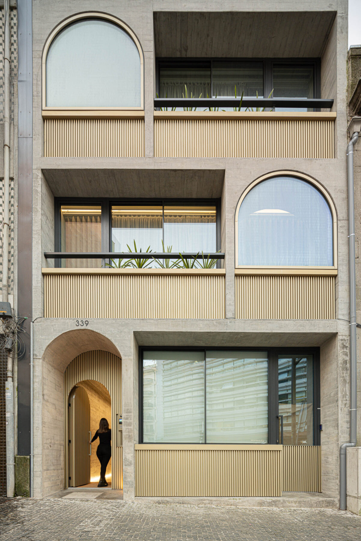 Archisearch Boavista 339 in Porto | by Paulo Merlini architects