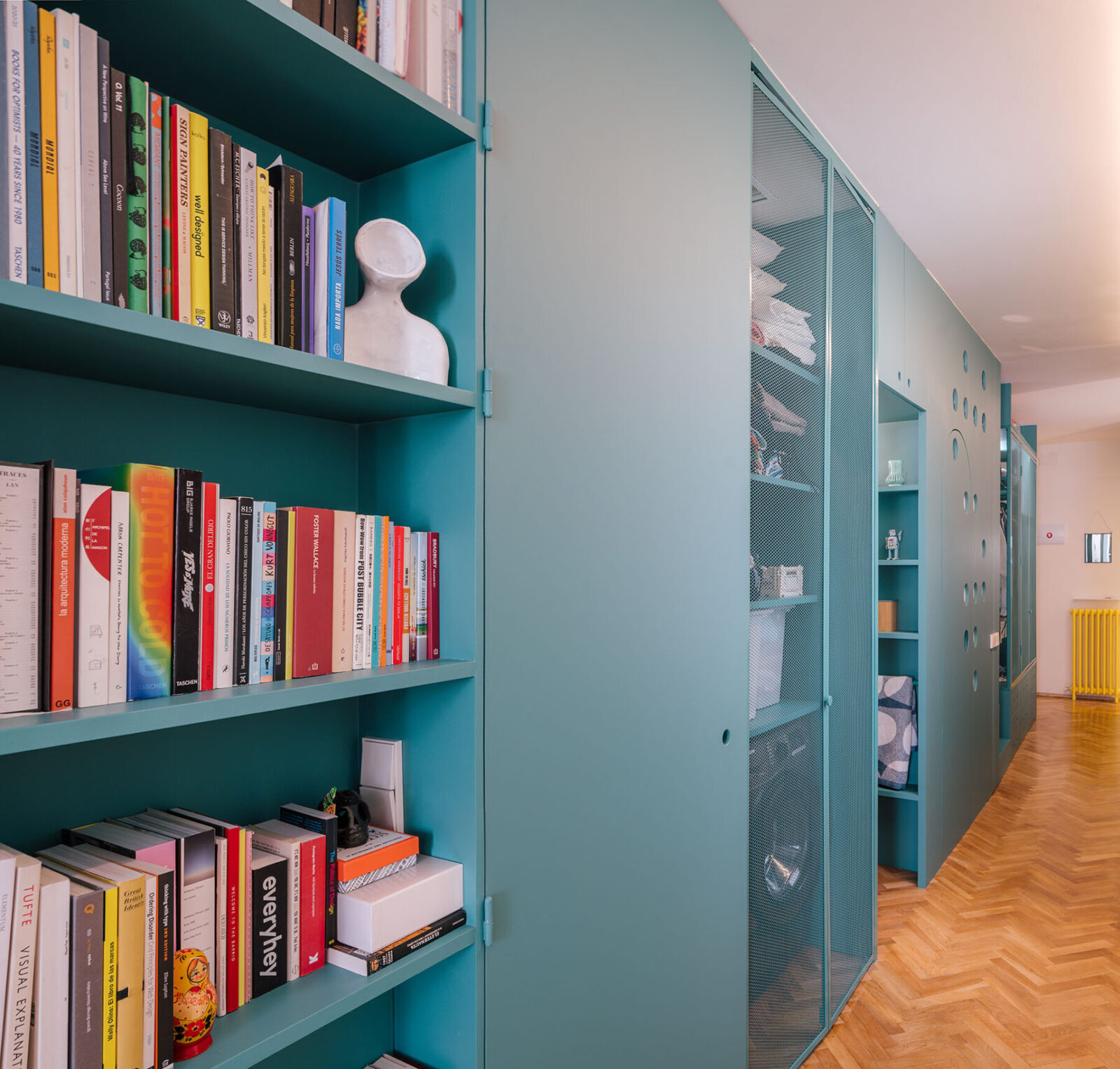 Archisearch The Magic Wall apartment renovation in Madrid, Spain | Impepinable