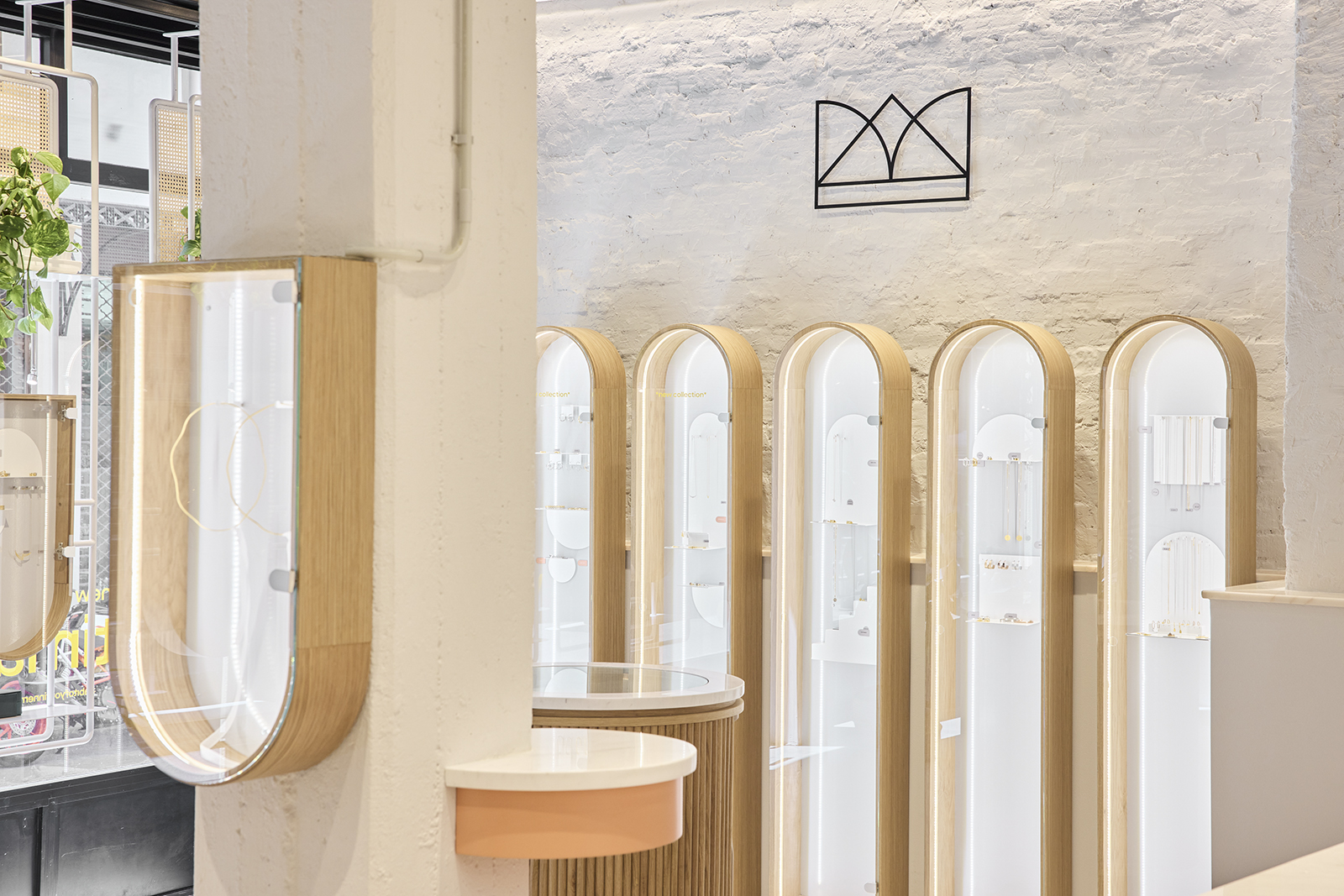 Archisearch Prigipo jewelry store in the centre of Athens | LOOPO Studio