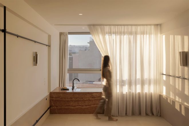 Archisearch - apt. ERMOU 18, Reflections of Athens by Emi Georgosopoulou & Alexandra Zarani