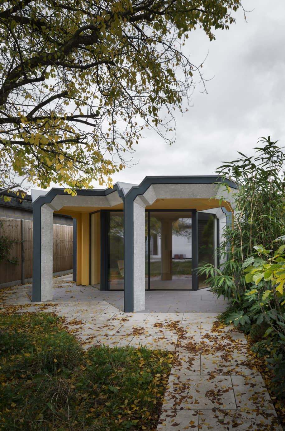 Archisearch Uxbridge Bower in London | Bureau de Change