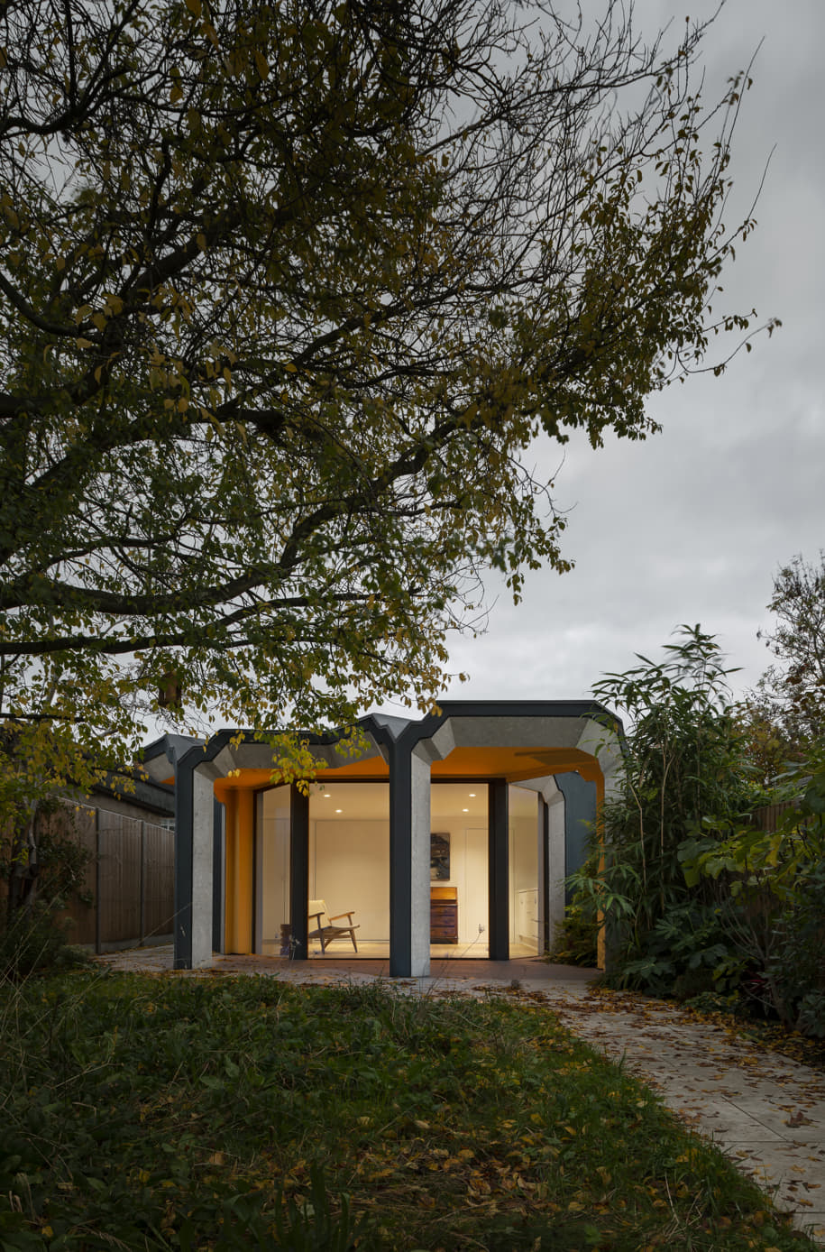 Archisearch Uxbridge Bower in London | Bureau de Change