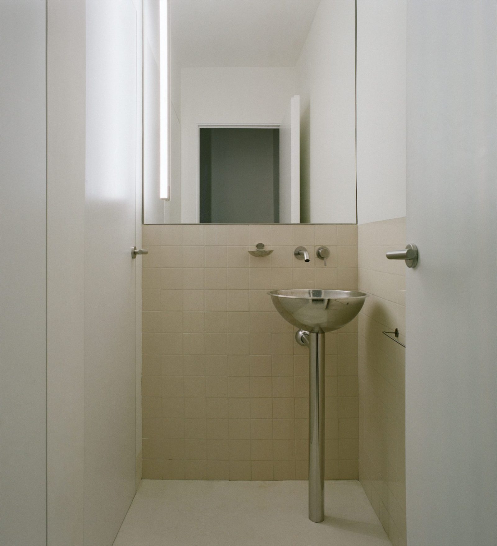 Archisearch Casa Jaume Bach Esteve in Barcelona by Aramé Studio is the Best House of the Year 2025 by Archisearch