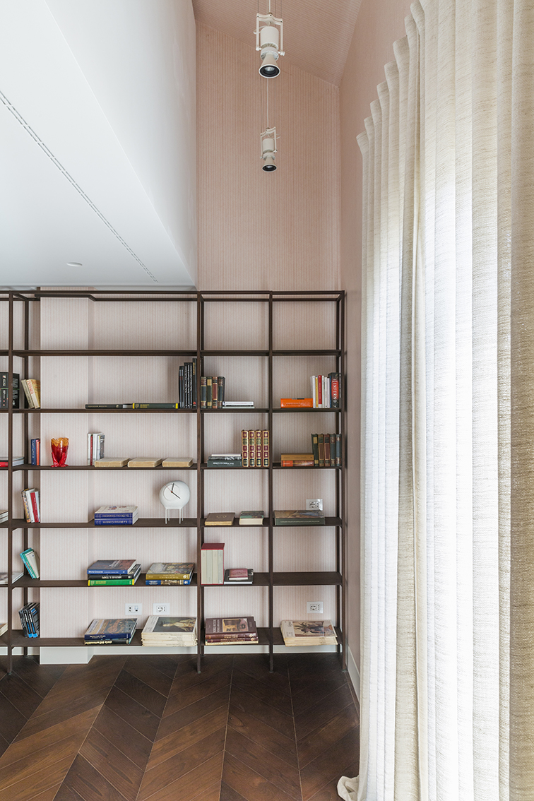 Archisearch House B+B in Rome: Alvisi Kirimoto designs an artist's loft-atelier overlooking the Colosseum