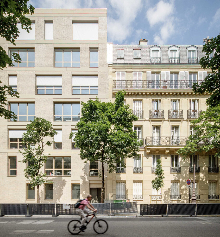 Archisearch Extension and renovation of the Notre-Dame des Oiseaux high school, in Paris | Bien-Urbain Architects & Fayolle Pilon Architects