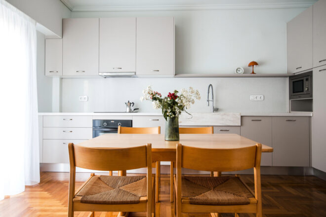 Archisearch - Ανακαίνιση διαμερίσματος του ’70 στο Παλαιό Φάληρο - Σεβασμός στην κληρονομιά με σύγχρονη ματιά | από Nefelia Studio