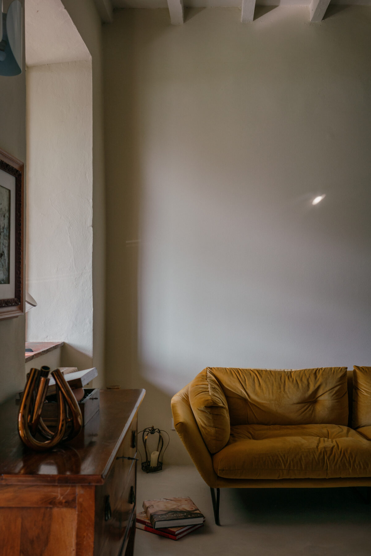 Archisearch La Lastra apartment renovation in Florence, Italy | AFSa