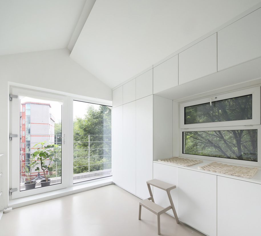 Archisearch Seroro microhouse in Seoul, South Korea | Smaller Architects