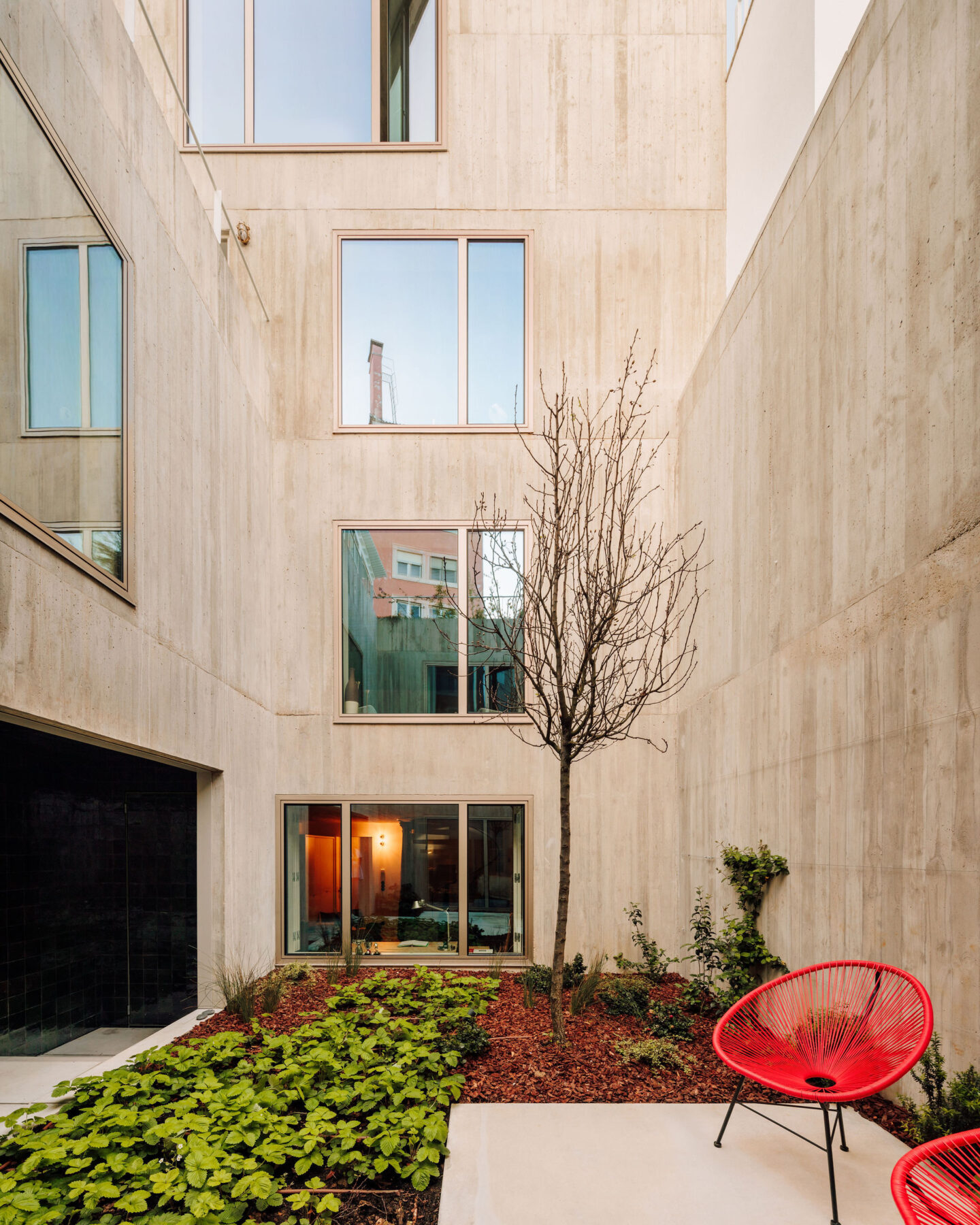 Archisearch House in Rua São Francisco de Borja, Lisbon | by Bak Gordon