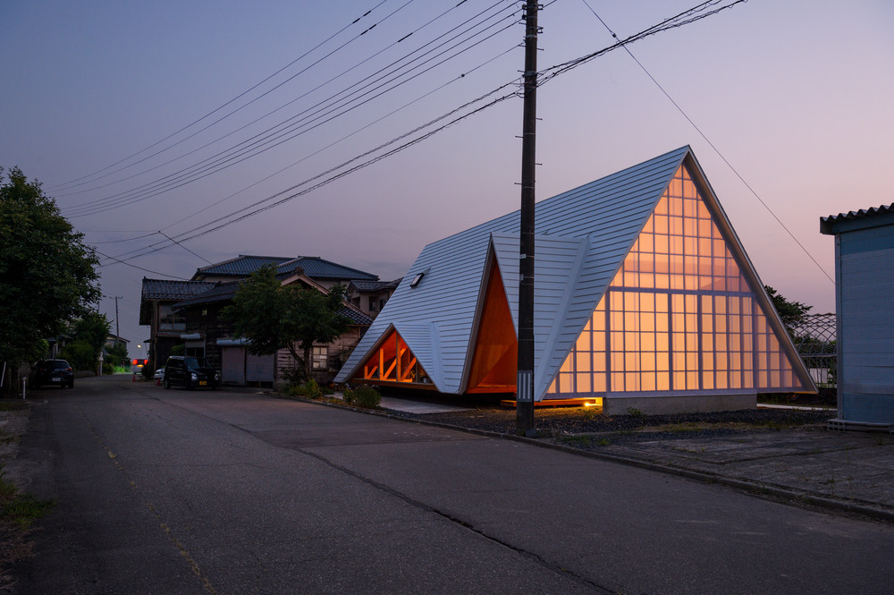 Archisearch Hara house in Nagaoka city, Japan | Takeru Shoji Architects
