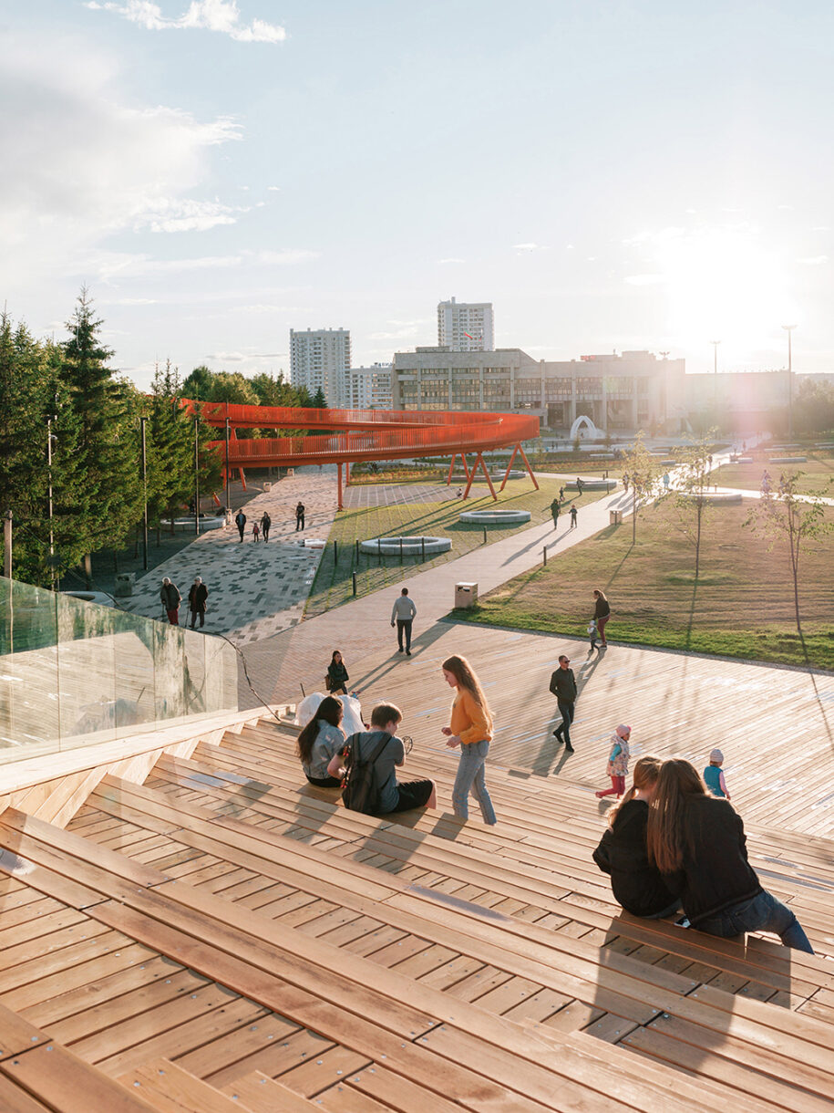 Archisearch DROM converts Azatlyk Square in Russia into a lively contemporary public space