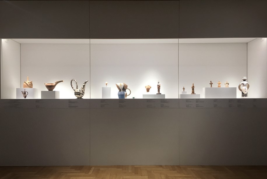 Archisearch «Picasso and Antiquity: Line and Clay»: Exhibition Design by AK-A architects