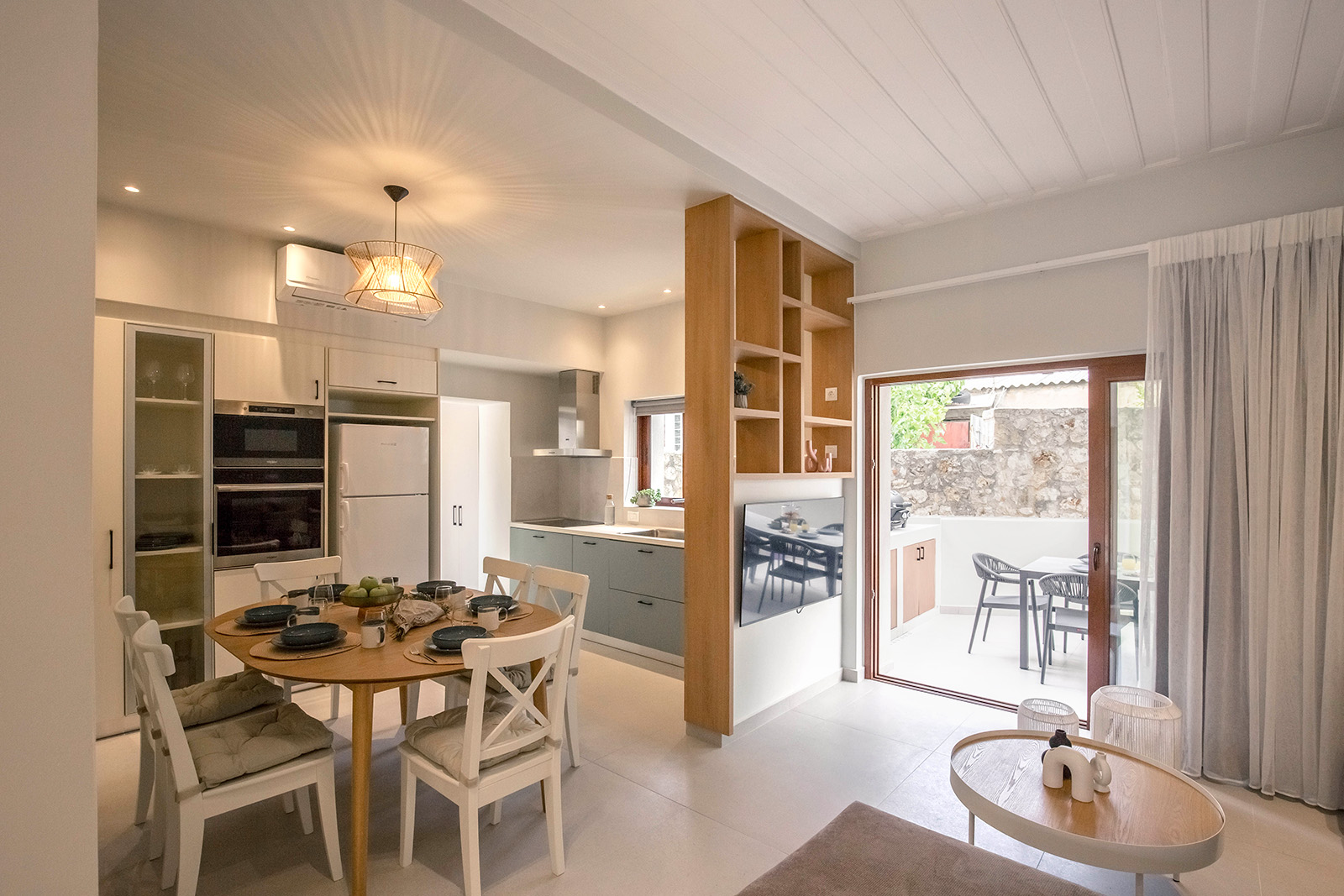 Archisearch Methexis Villa in Armenoi, Chania by Alkisti Roussou and Theodore Nikoloudakis