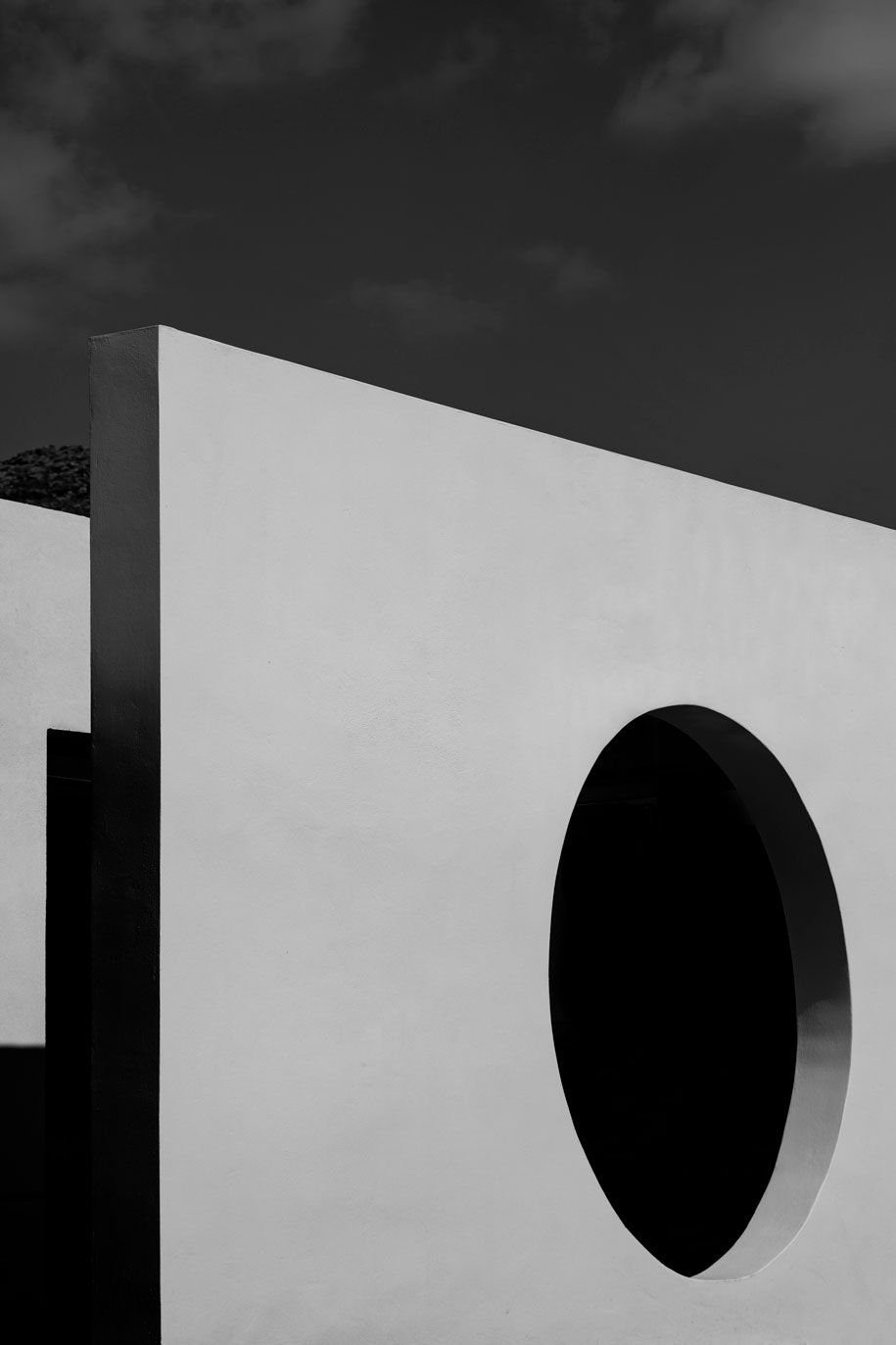 Archisearch Aristides Dallas architecture in B&W by Spyros Hound