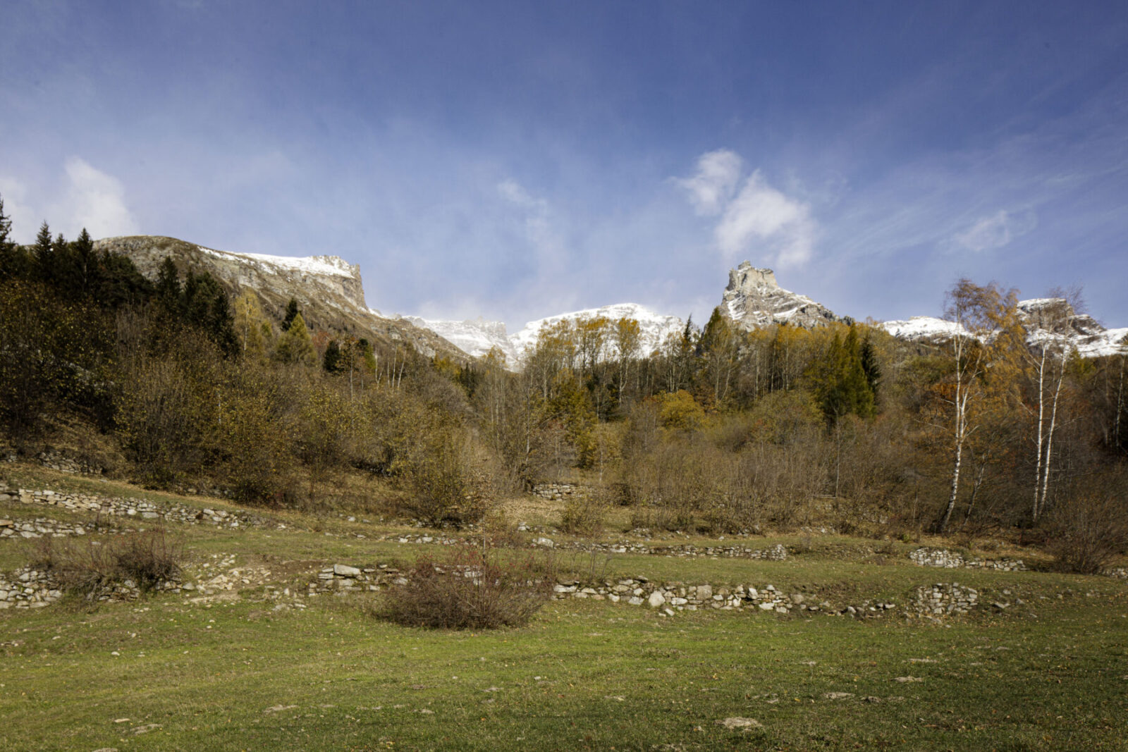 Archisearch House Cinsc: a retreat among the peaks of the Italian Alps by ATOMAA