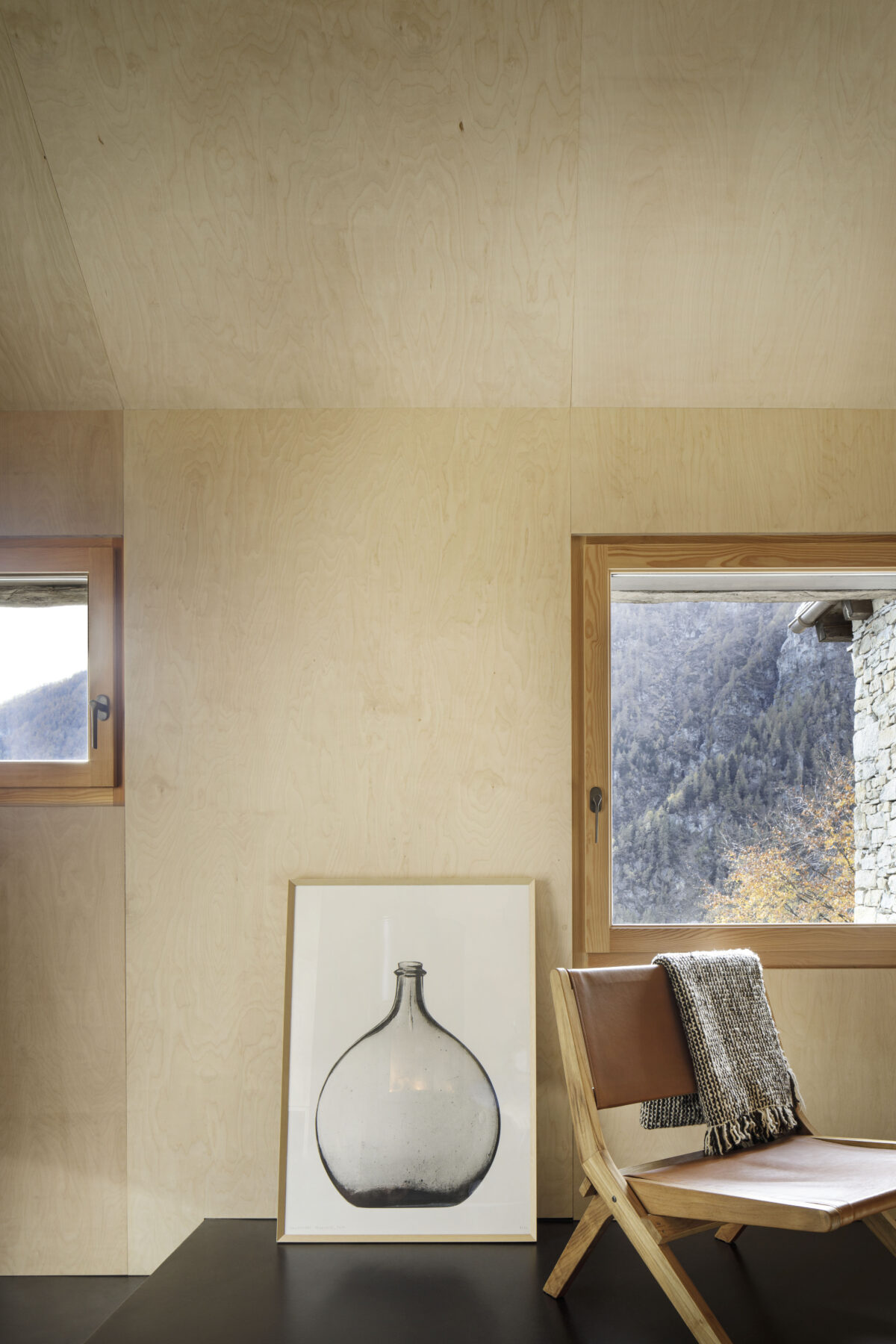 Archisearch House Cinsc: a retreat among the peaks of the Italian Alps by ATOMAA