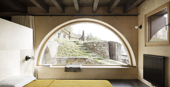 Archisearch - House Cinsc: a retreat among the peaks of the Italian Alps by ATOMAA