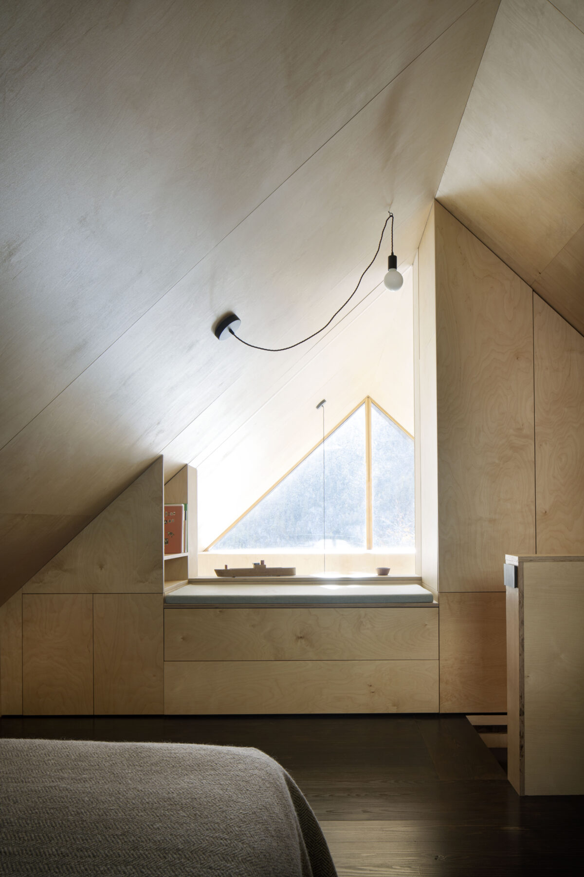 Archisearch House Cinsc: a retreat among the peaks of the Italian Alps by ATOMAA