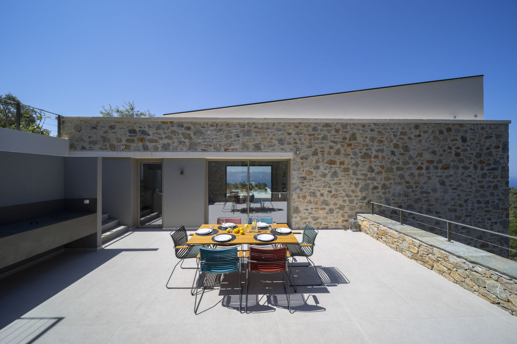 Archisearch Atrium Villas ΙΙ – 3 houses in Kehria Skiathos designed by 3harchitects.